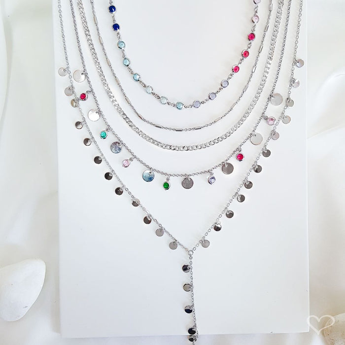 Colar Gravatinha Lea Mini Medalhas Folheado em Ródio Branco