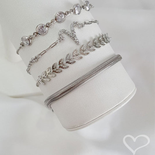 Pulseira Feminina Fernanda Malha Metal Fina Folheada em Ródio Branco