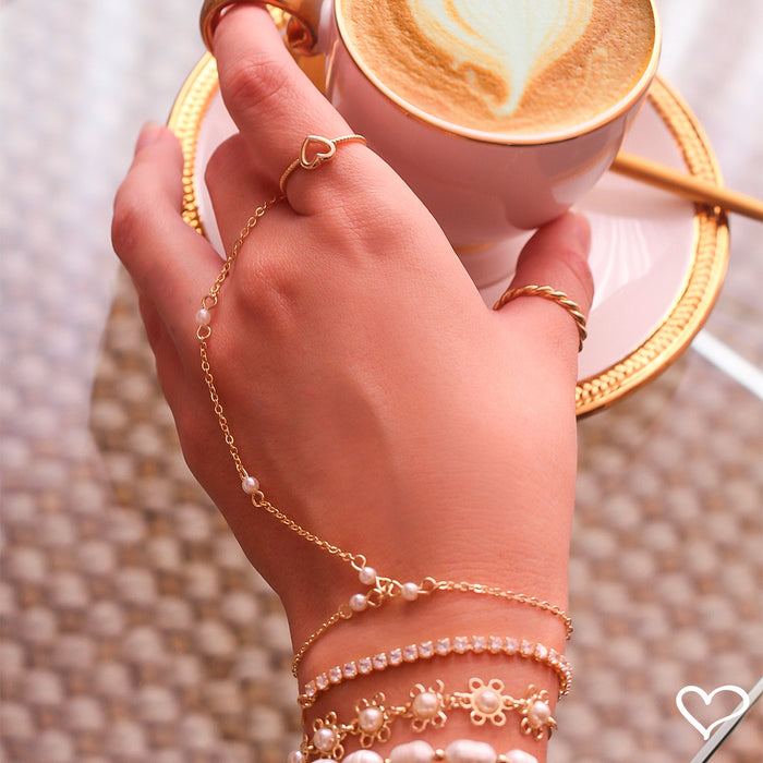 Anel de Coração Vazado Folheado a Ouro 18k Amelie