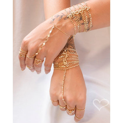 Pulseira Piuka Hana Letra Inicial Zircônias Folheada a Ouro 18k