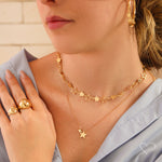 Colar Piuka Amy Duas Estrelas Metal Folheado a Ouro 18k