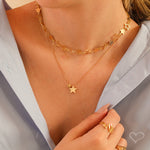 Colar Piuka Amy Duas Estrelas Metal Folheado a Ouro 18k