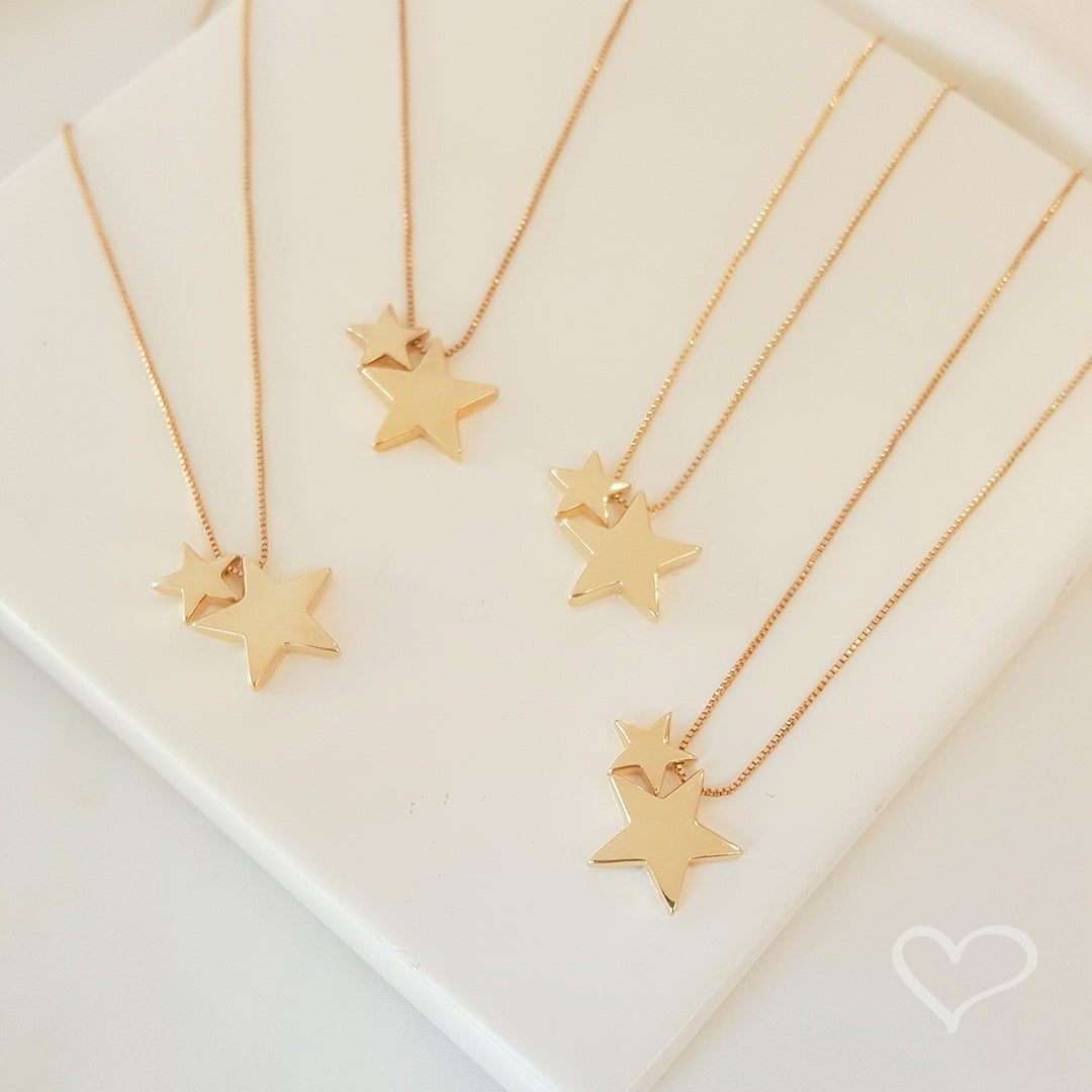 Colar Piuka Amy Duas Estrelas Metal Folheado a Ouro 18k