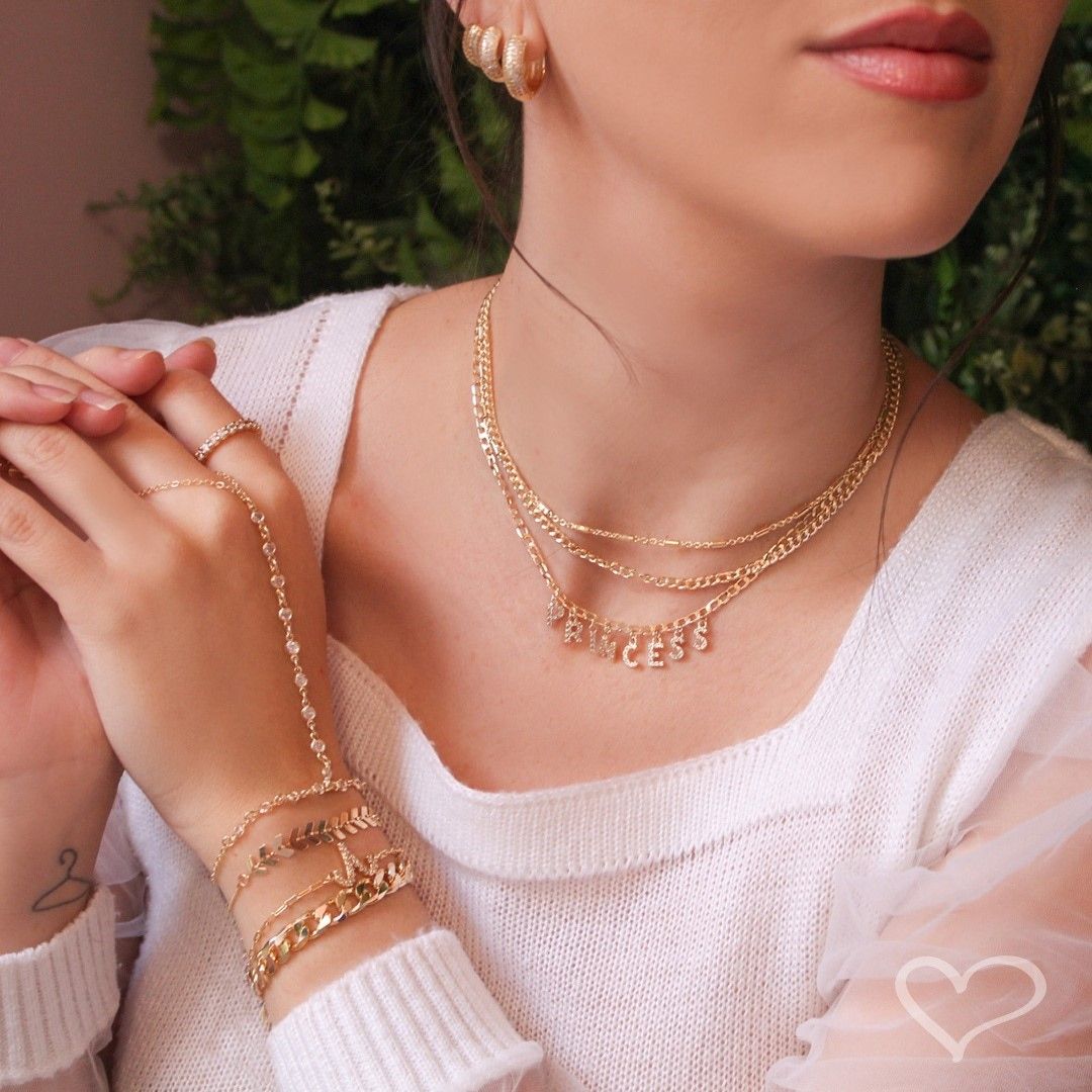 Pulseira de Mão Mayte Zircônias Folheada a Ouro 18k