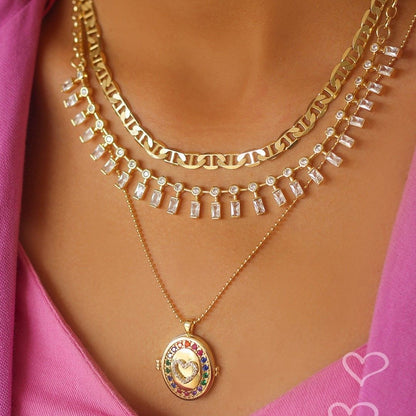 Colar Relicário de Coração Life Zircônias Coloridas Folheado a Ouro 18k