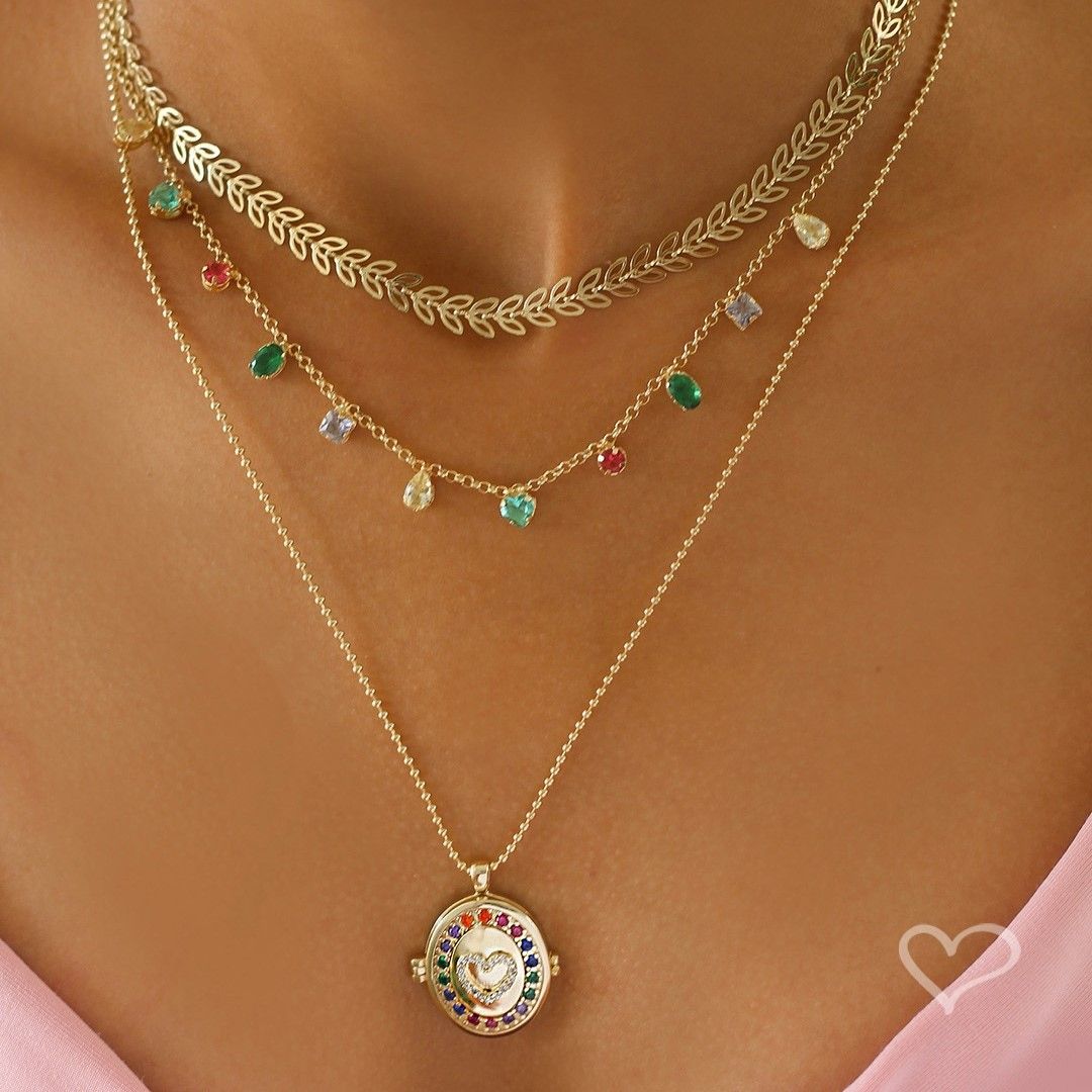 Colar Relicário de Coração Life Zircônias Coloridas Folheado a Ouro 18k