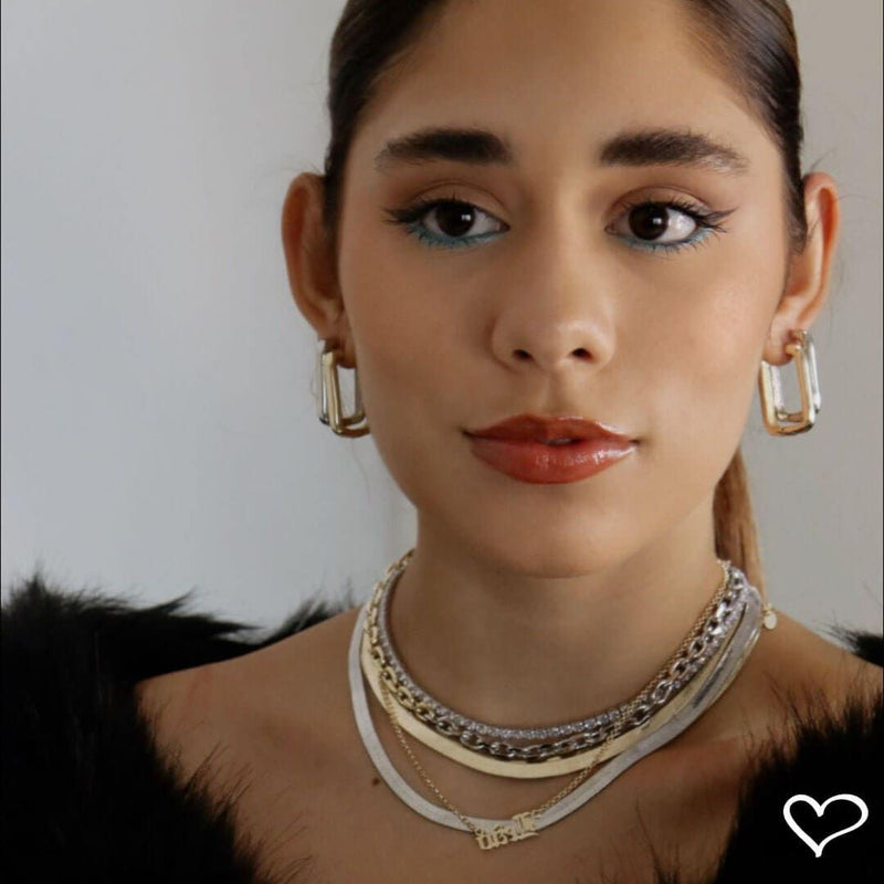 Brinco Retangular Helena G Folheado em Ródio Branco