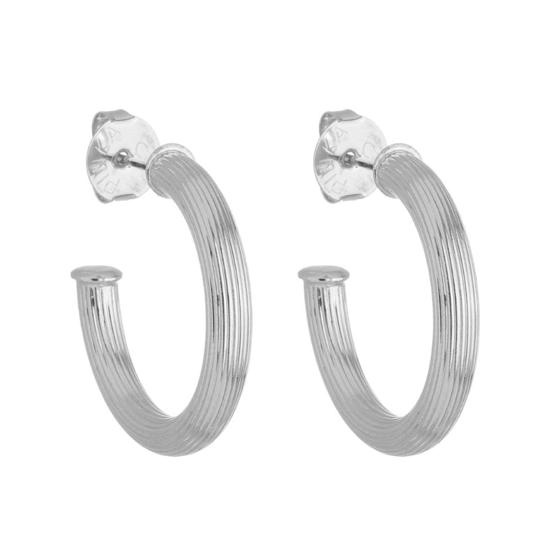 Brinco Piuka Argola Tubo Araine Filetes Folheado em Ródio Branco