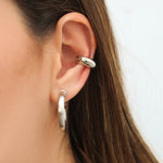 Brinco Piuka Argola Tubo Araine Filetes Folheado em Ródio Branco