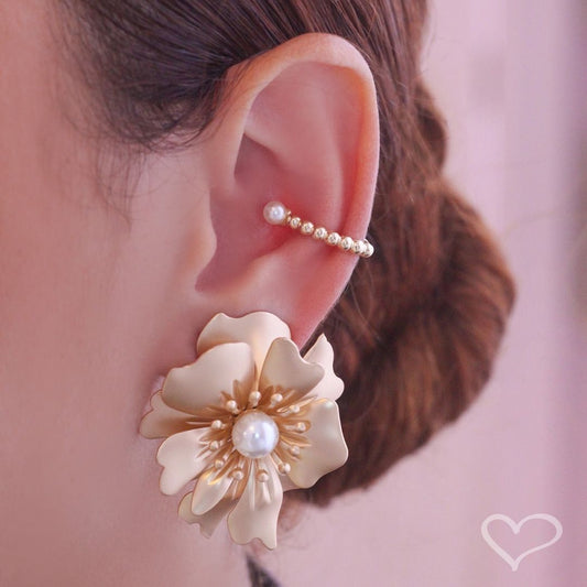 Brinco de Flor Dalia Dourado
