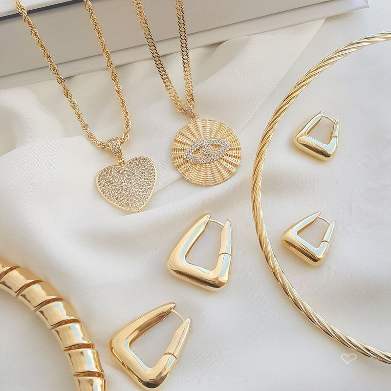 Brinco Argola Triangular Emily P Folheado a Ouro 18k