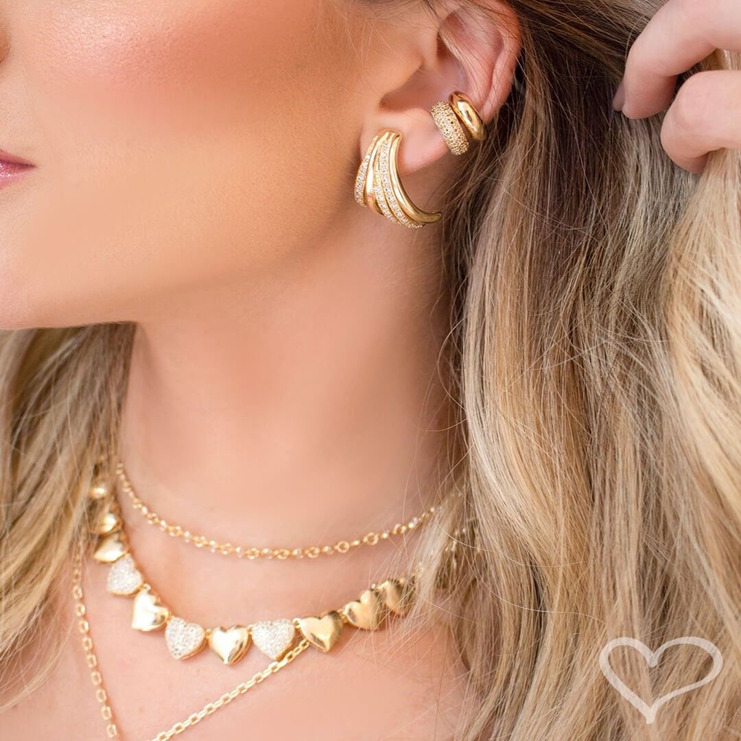 Brinco Ear Hook Serena Zircônias Folheado a Ouro 18k