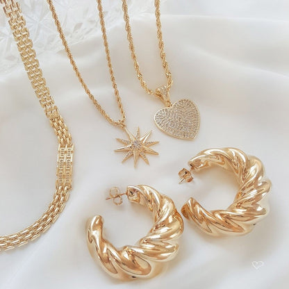 Brinco de Argola Croissant Natália Folheado a Ouro 18k