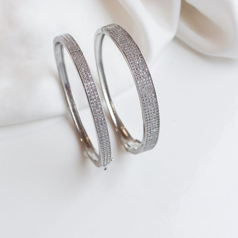 Bracelete Talita Zircônias Folheado em Ródio Branco
