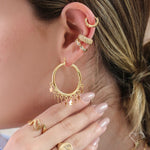 Brinco de Argola Yasmin Estrelas Folheado a Ouro 18k