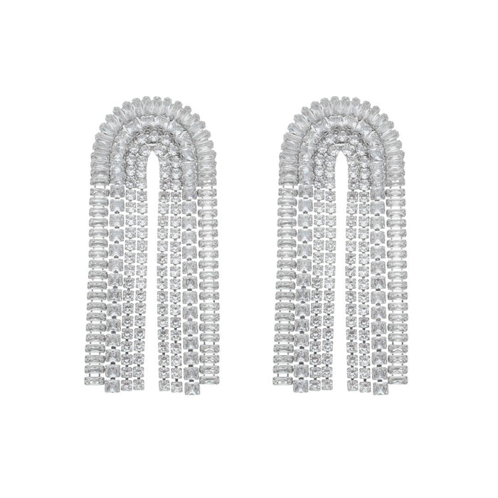 Brinco Scarlet Semi Oval Franjas Zircônias Folheado em Ródio Branco