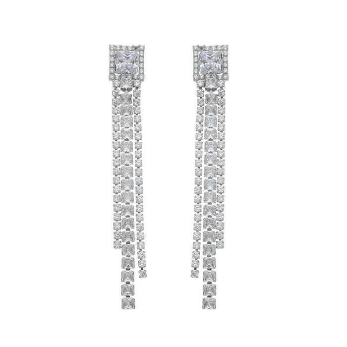 Brinco de Franjas Whitney Zircônias Folheado em Ródio Branco