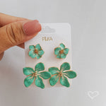 Brinco de Flor Amor Perfeito Turquesa