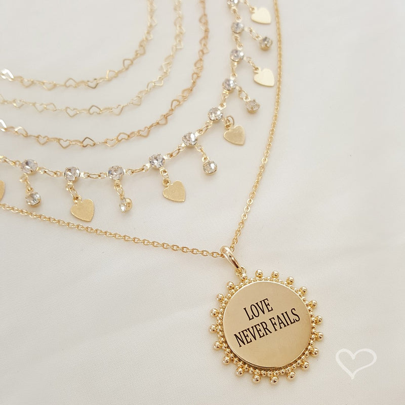 Choker Mirela Mini Corações Folheado a Ouro 18k