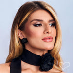 Flor de Pescoço Crepe de Seda Preta Piuka