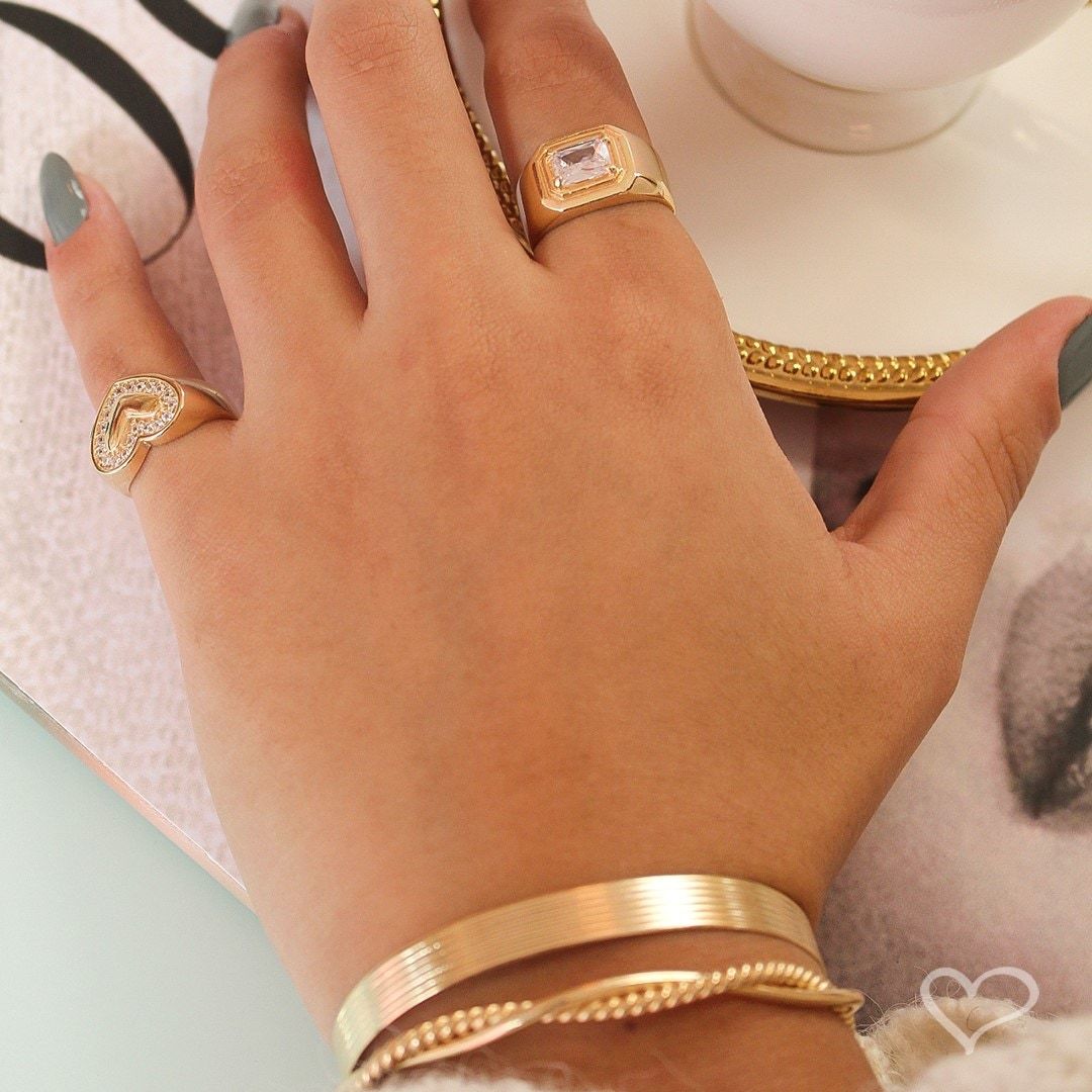 Anel de Dedinho Lara Coração Zircônias Folheado a Ouro 18k