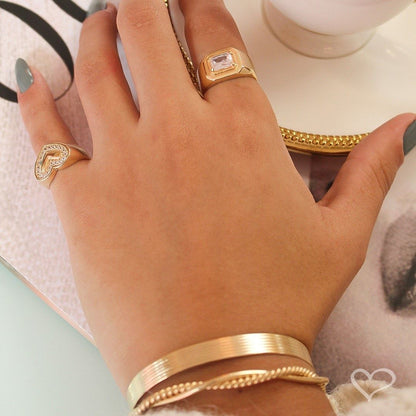 Anel de Dedinho Lara Coração Zircônias Folheado a Ouro 18k