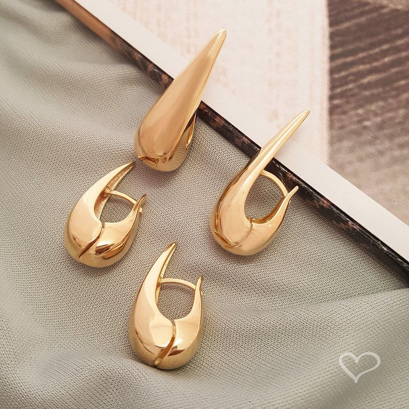 Brinco de Argola Vintage Glenda P Folheado a Ouro 18k