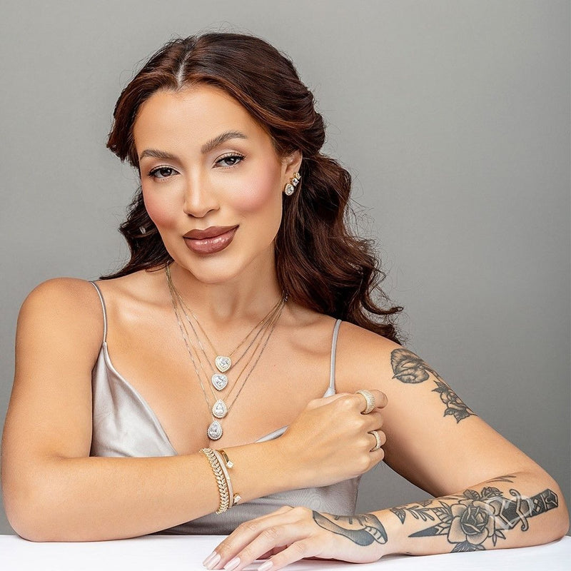 Conjunto Colar e Brinco Coração Lizzy Zircônias Folheado em Ródio Branco