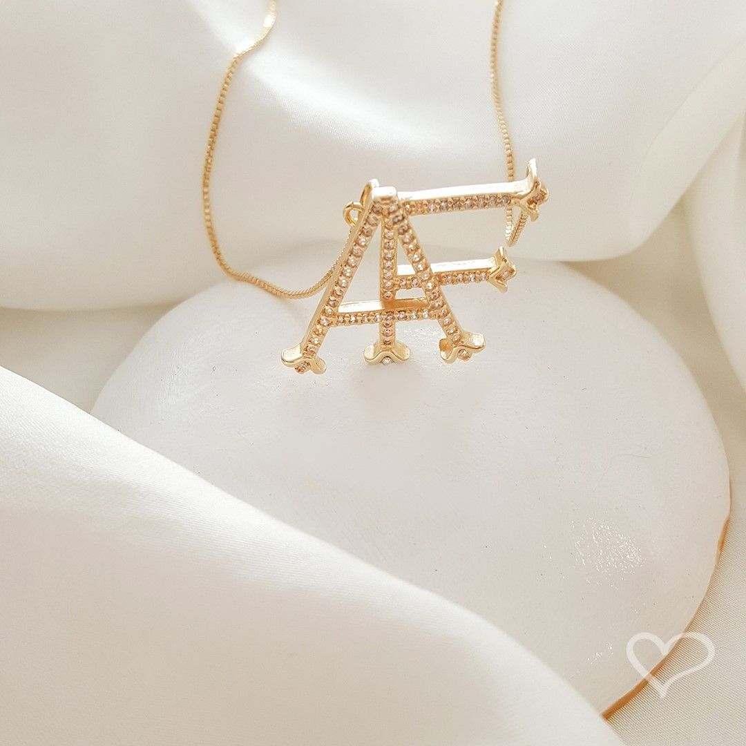 Colar Personalizado Monograma Cravejado Zircônias Folheado a Ouro 18k