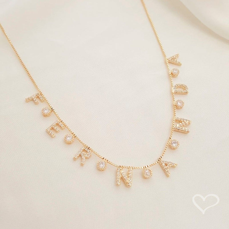 Colar Personalizado Nome Ponto de Luz Folheado a Ouro 18k