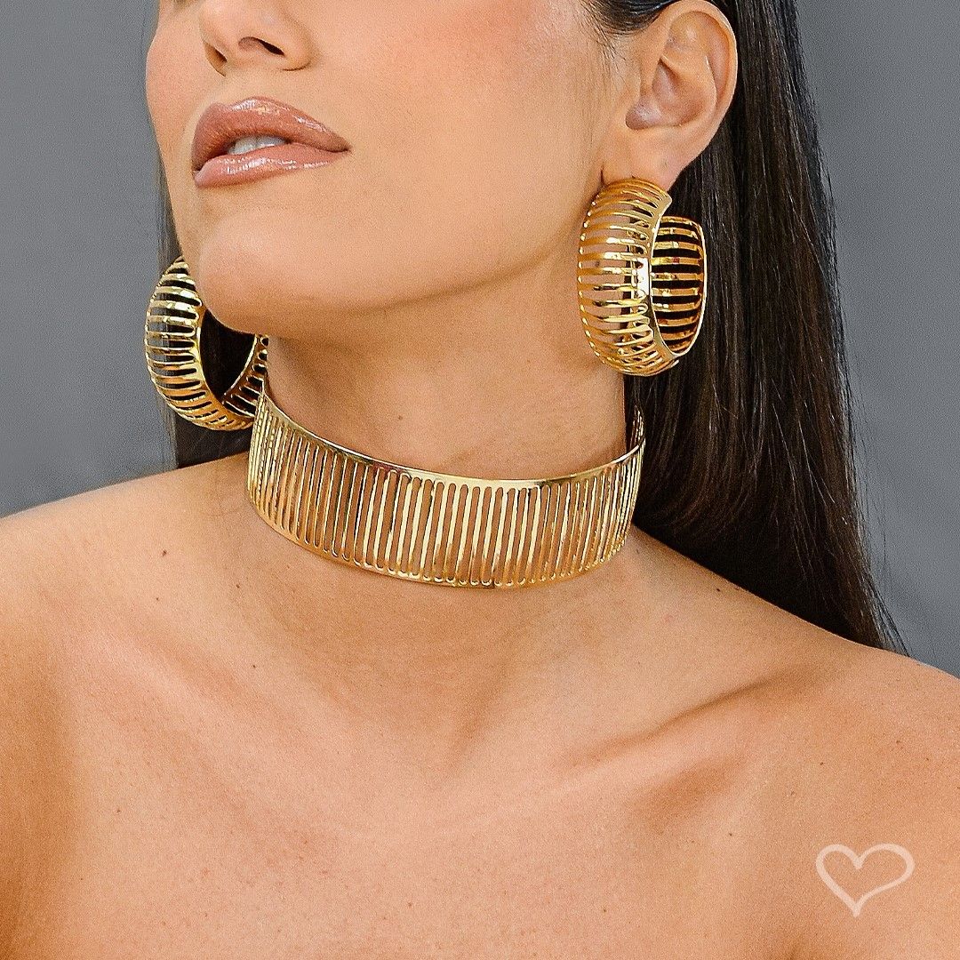 Choker Metal Filetado Marta Folheada a Ouro 18k