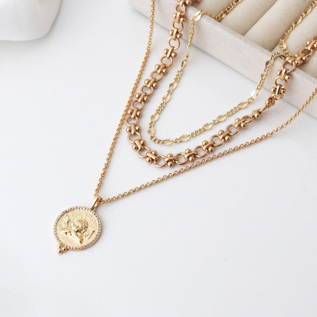 Colar Medalha Anjo da Guarda Zircônias Folheado a Ouro 18k