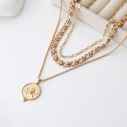 Colar Medalha Anjo da Guarda Zircônias Folheado a Ouro 18k