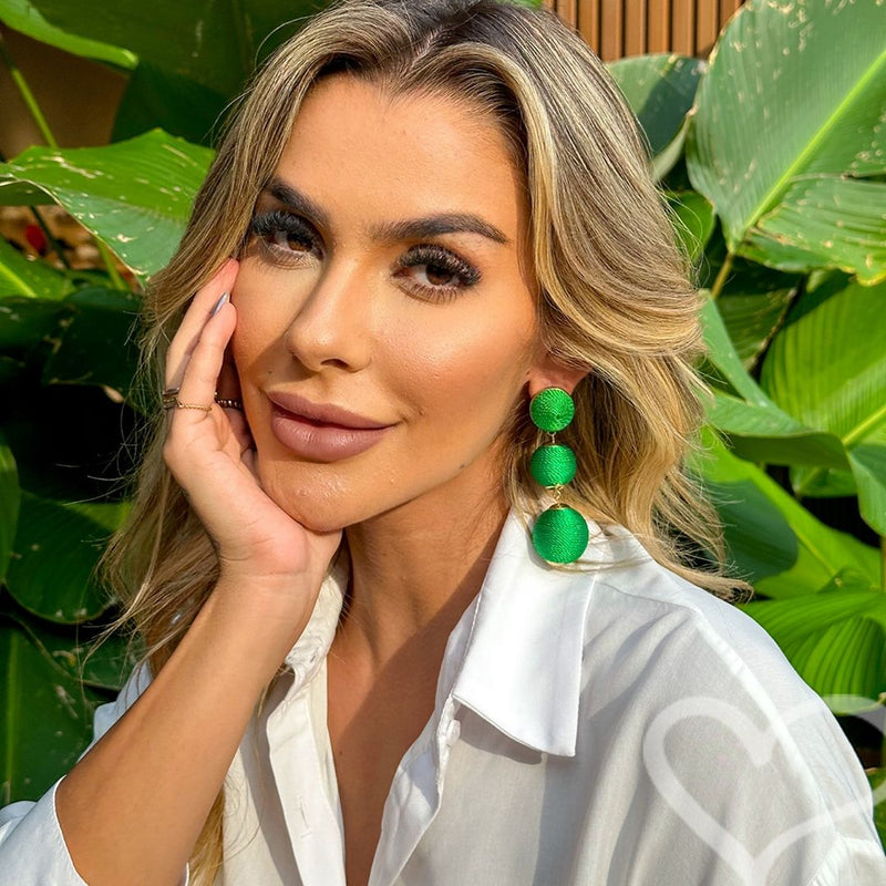 Brinco Bolas Fio Verde Bandeira Maria Elimia