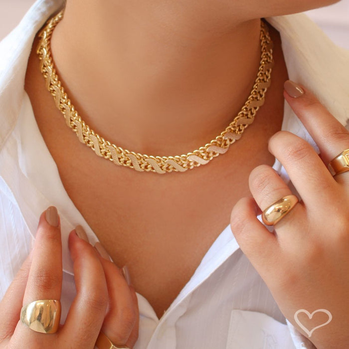 Colar Luana Malha Trabalhada Folheado a Ouro 18k Piuka