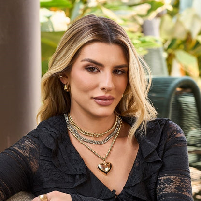 Choker Serena Elos Malha Larga Folheada à Ouro 18k.