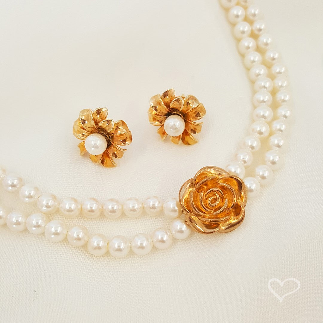 Choker Dupla Marina Pérolas Flor Folheada a Ouro 18k