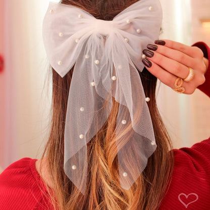 Laço de Cabelo Fernanda Tule Branco com Pérolas