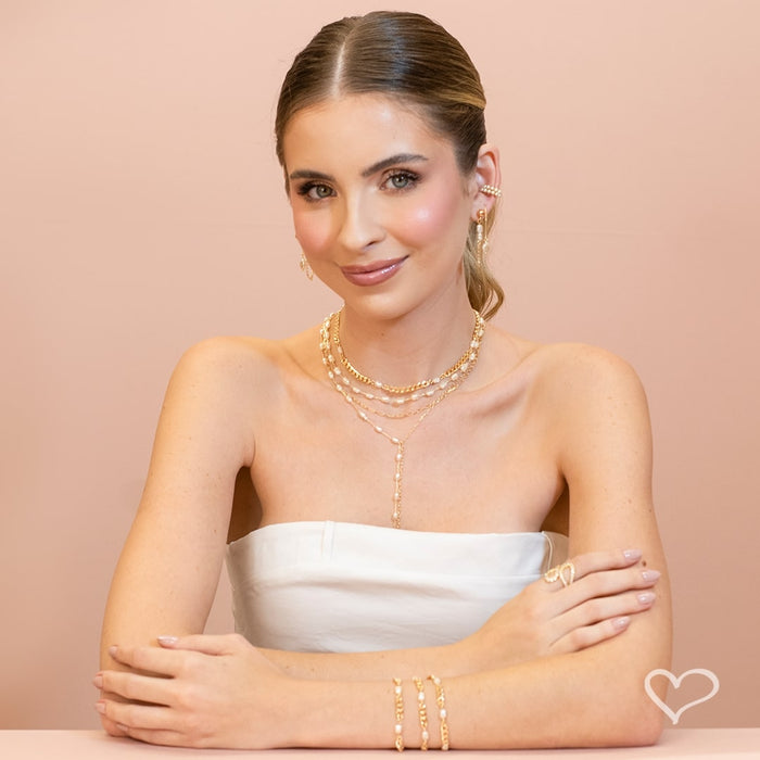 Colar Gravatinha Cecília Pérolas Folheado a Ouro 18k