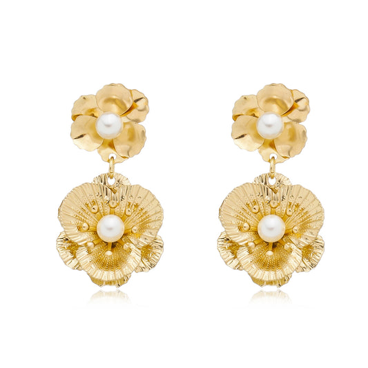 Brinco Flor Camélia Dourado Piuka
