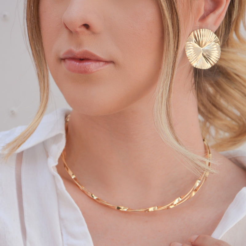 Brinco Karol Matelado Redondo Folheado a Ouro 18k