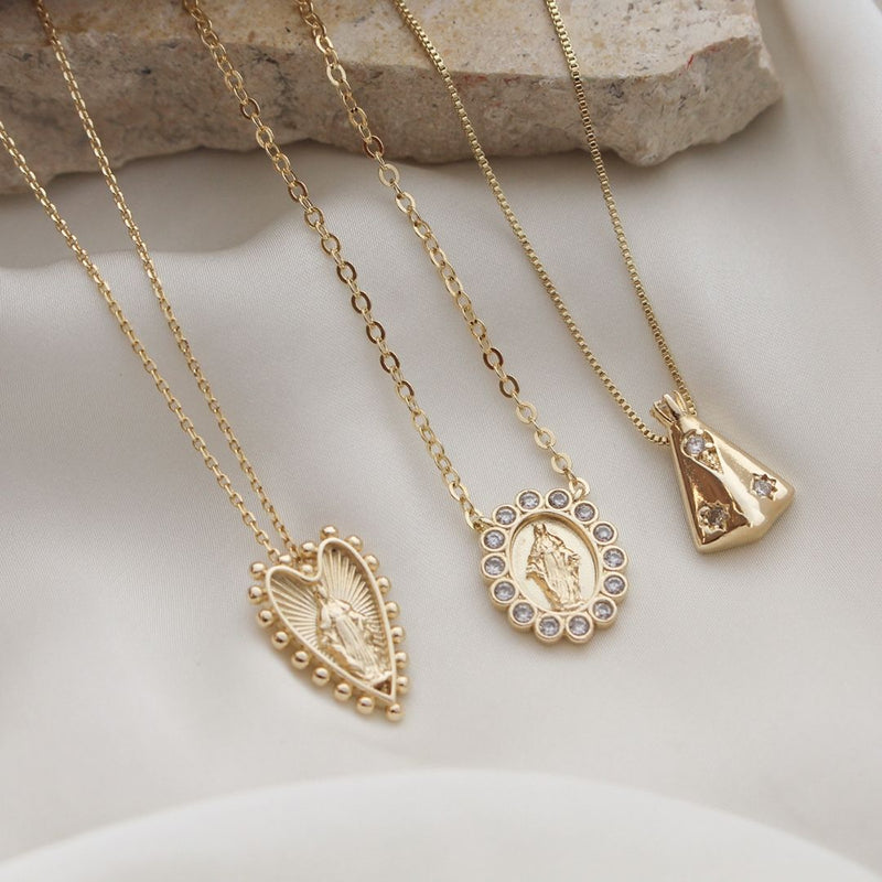 Colar Nossa Senhora Aparecida Zircônias Folheado a Ouro 18k
