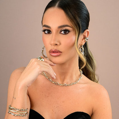 Gargantilha Torcida Elos Hanna Folheado a Ouro e Ródio Branco