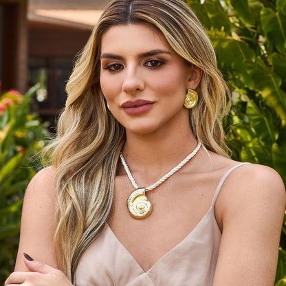 Brinco Valentina Concha Folheado a Ouro 18k