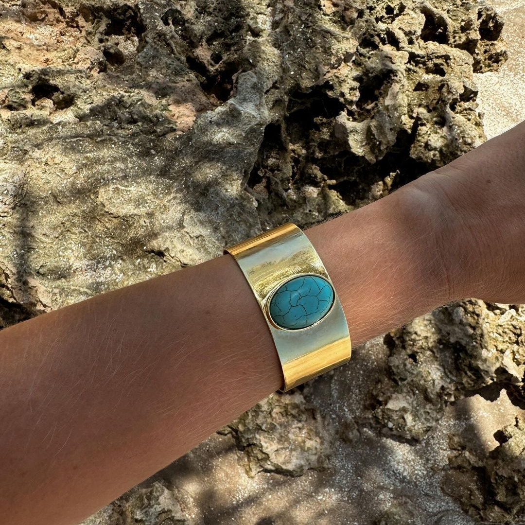 Bracelete Lorena Médio Gota Howlita Turquesa Folheado a Ouro 18k