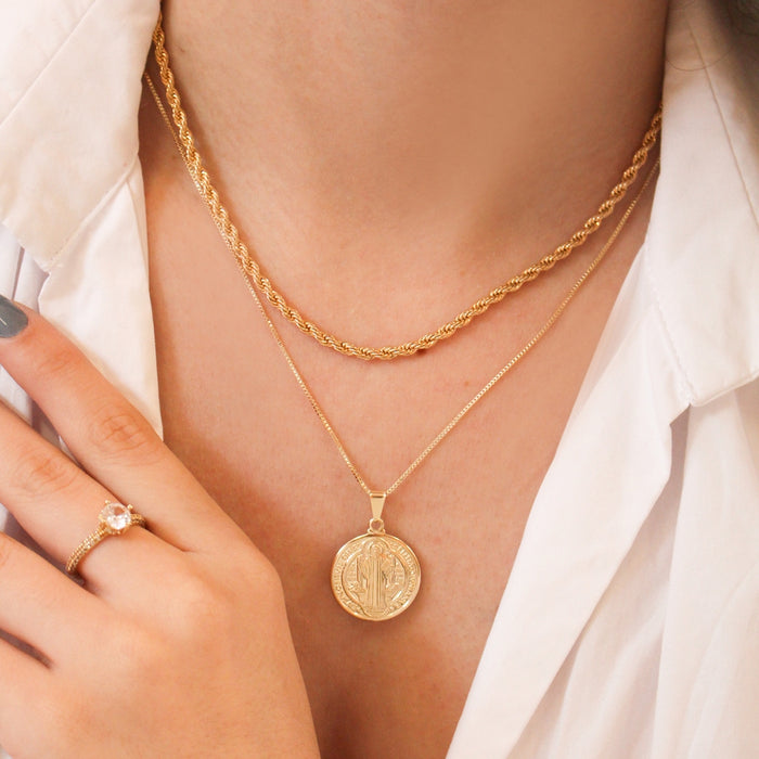 Colar São Bento Medalha M Folheado a Ouro 18k