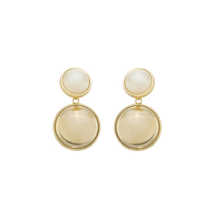 Brinco Lívia Redondo Pérola Dourado