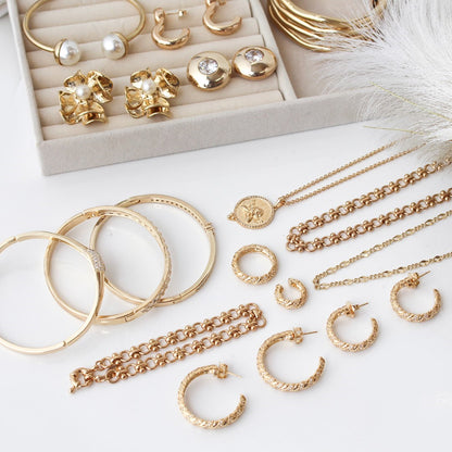 Brinco de Argola Mia P Zircônias Folheado a Ouro 18k