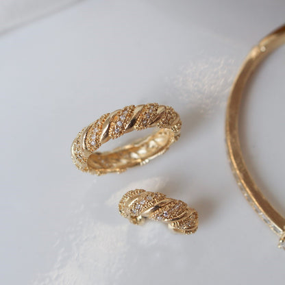 Piercing de Encaixe Mia Zircônias Folheado a Ouro 18k