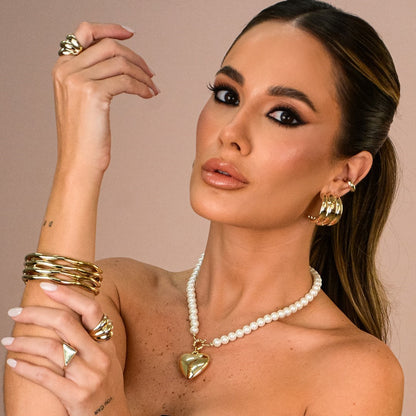 Brinco Meia Argola Anne Folheado a Ouro 18k